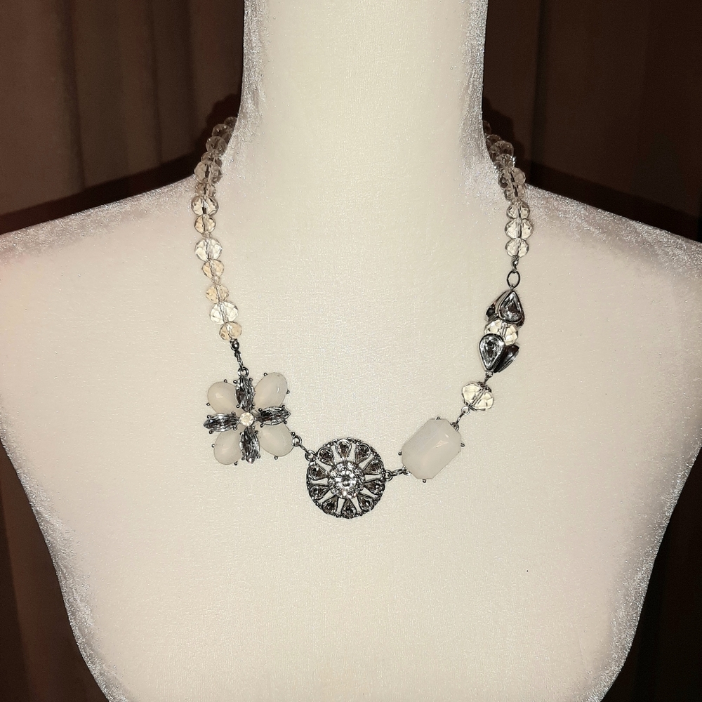 Statement necklace - Picture 6 of 15